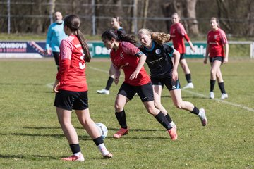 Bild 292 - wBJ VfL Pinneberg - Waldd�rfer SV : Ergebnis: 5:0